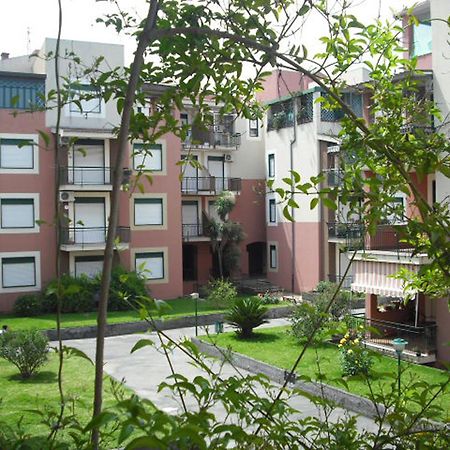 Suitehome Taormina Giardini-Naxos Zewnętrze zdjęcie