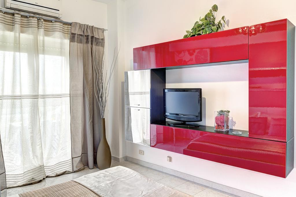 Suitehome Taormina Giardini-Naxos Pokój zdjęcie